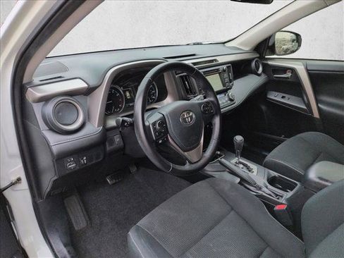 Used 2016 Toyota RAV4 XLE image 10