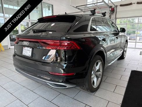 Used 2021 Audi Q8 Premium Plus AWD/4WD image 5