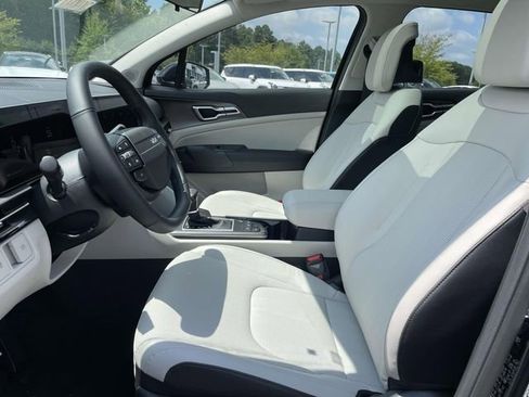 New 2026 Kia Sportage EX w/ EX Panorama Roof Package image 24