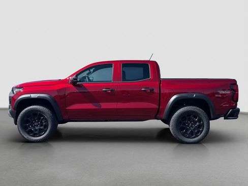 Used 2026 Chevrolet Colorado Trail Boss AWD/4WD image 3