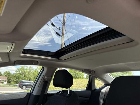 Used 2024 Honda Accord EX image 9