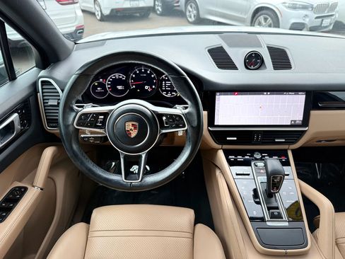 Used 2019 Porsche Cayenne AWD/4WD image 27