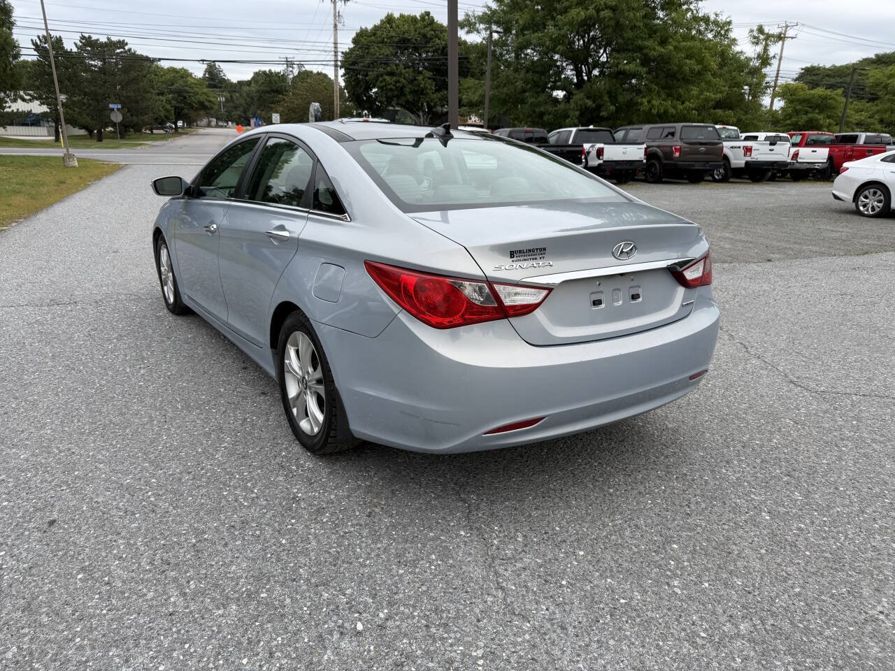 Used 2013 Hyundai Sonata Limited w/ Premium Pkg FWD image 3