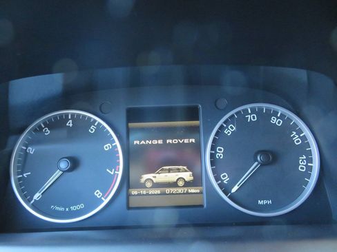 Used 2011 Land Rover Range Rover Sport HSE LUX AWD/4WD image 15