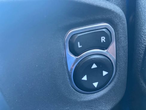 Used 2021 Jeep Wrangler Unlimited Sport AWD/4WD image 12