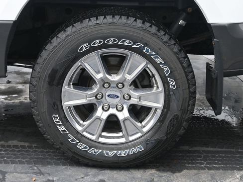 Used 2017 Ford F150 XLT w/ Equipment Group 301A Mid image 15