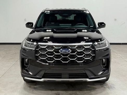 New 2026 Ford Explorer Platinum RWD image 5
