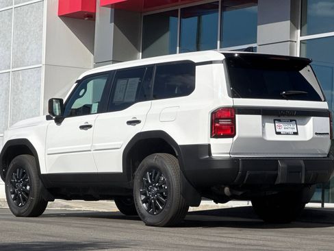 Used 2025 Toyota Land Cruiser 1958 image 8