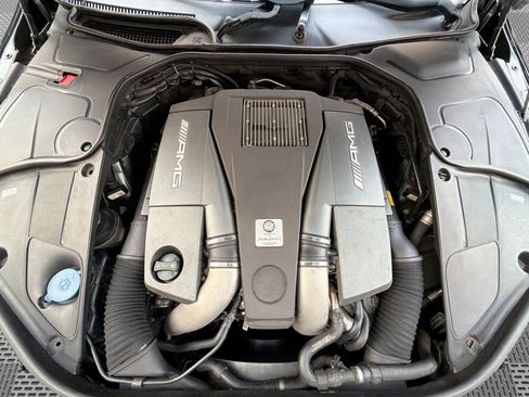 Used 2015 Mercedes-Benz S 63 AMG 4MATIC Sedan image 18