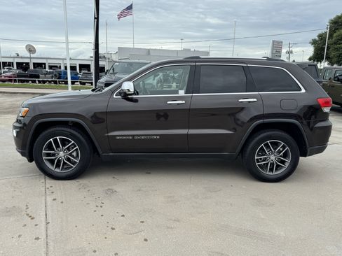 Used 2017 Jeep Grand Cherokee Limited RWD image 7