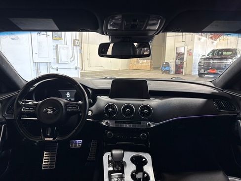 Used 2020 Kia Stinger GT2 image 20