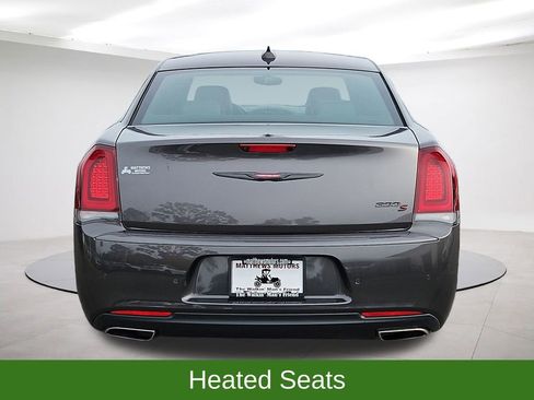 Used 2023 Chrysler 300 S image 6