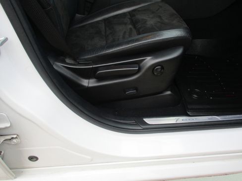Used 2020 Dodge Durango GT AWD/4WD image 17