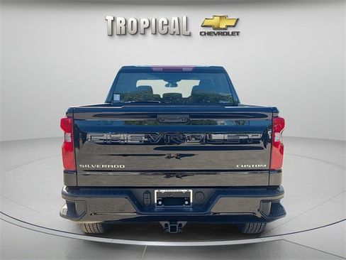 New 2026 Chevrolet Silverado 1500 Custom image 4