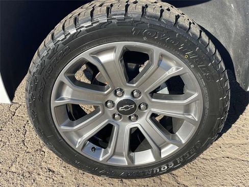 Used 2019 Chevrolet Tahoe LT w/ Off-Road Package image 8