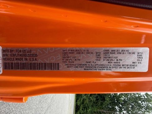 New 2025 Jeep Gladiator Sport image 31