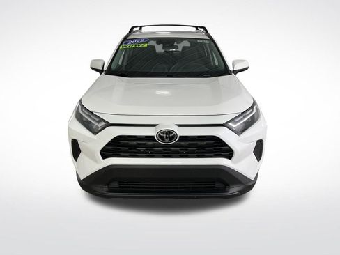 Used 2022 Toyota RAV4 XLE w/ Convenience Package AWD/4WD image 9