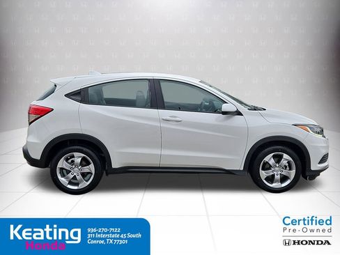 Certified 2022 Honda HR-V LX image 9