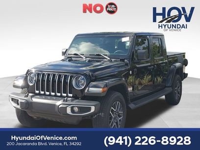 Used 2023 Jeep Gladiator Overland w/ Popular Equipment Package