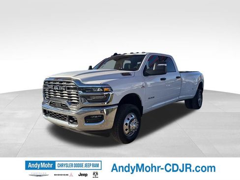 New 2026 RAM 3500 Big Horn AWD/4WD image 3