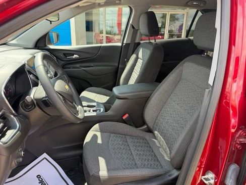 Used 2023 Chevrolet Equinox LT AWD/4WD image 16