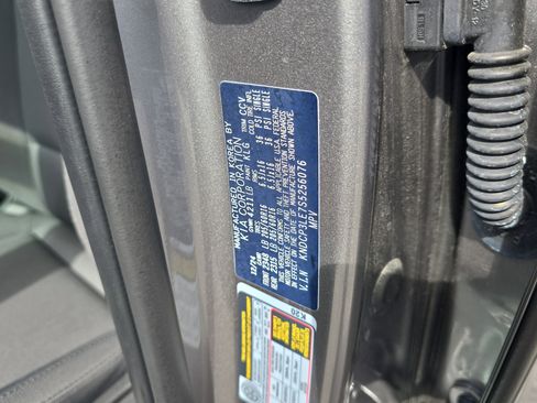 Certified 2025 Kia Niro LX FWD image 32