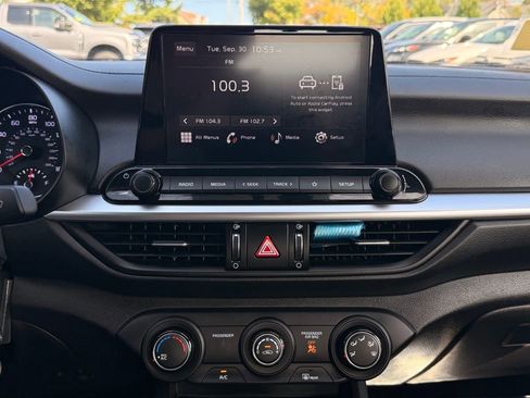 Used 2023 Kia Forte LXS w/ LXS Technology Package image 33