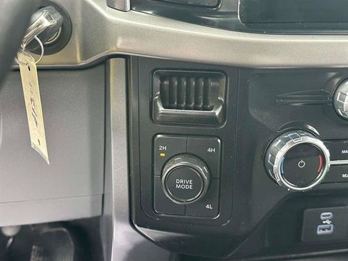 Used 2024 Ford F150 XLT AWD/4WD image 18
