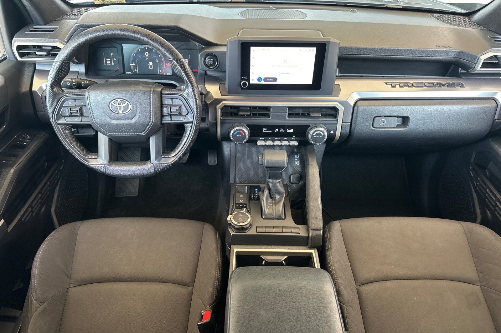 Used 2025 Toyota Tacoma SR5 AWD/4WD image 16