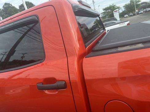 Used 2017 Toyota Tundra SR5 w/ SR5 Upgrade Package AWD/4WD image 13