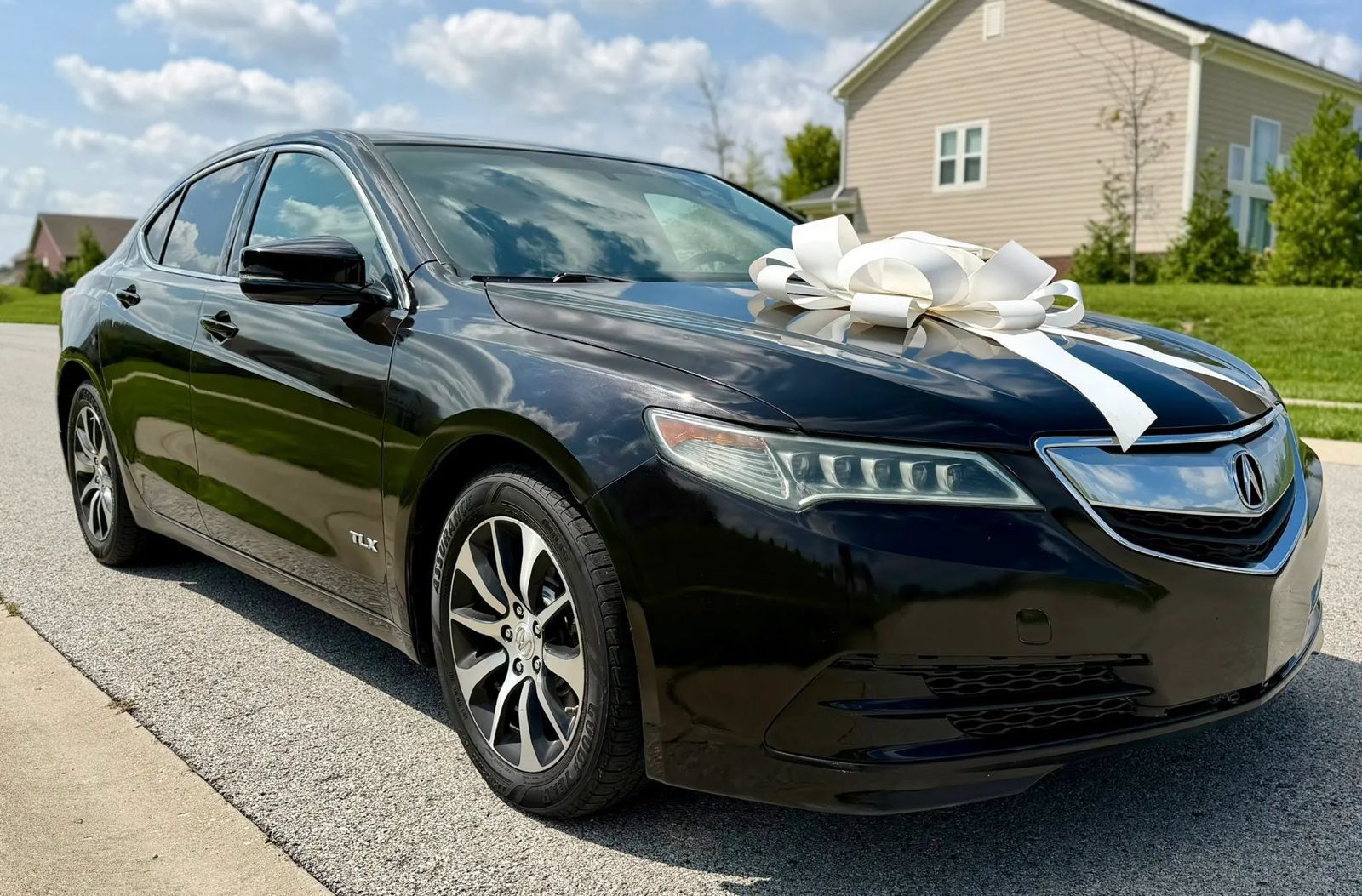 Used 2015 Acura TLX FWD image 3
