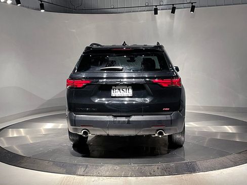 Used 2023 Chevrolet Traverse RS image 12