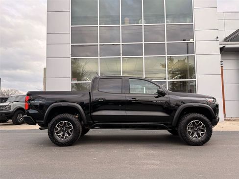 Used 2024 Chevrolet Colorado ZR2 w/ ZR2 Convenience Package III AWD/4WD image 5