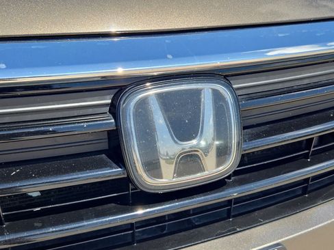 Used 2023 Honda Odyssey Touring image 10