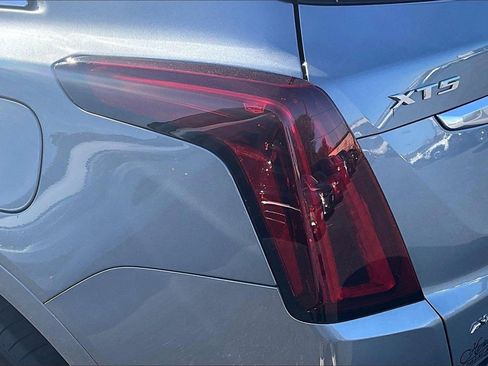 Certified 2023 Cadillac XT5 Premium Luxury image 23