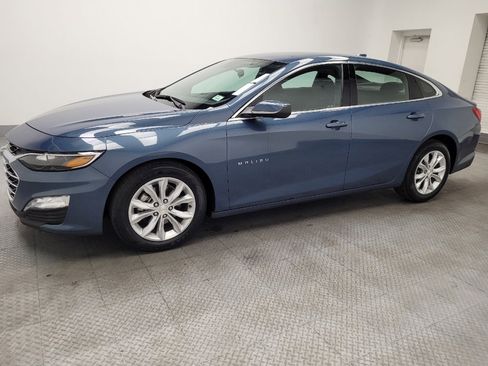 Used 2024 Chevrolet Malibu LT image 2