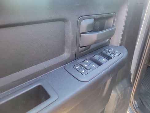 New 2026 RAM 2500 Tradesman AWD/4WD image 16