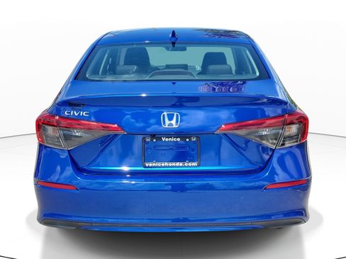 Used 2022 Honda Civic LX image 10