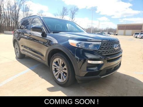 Used 2023 Ford Explorer XLT w/ Equipment Group 202A image 1