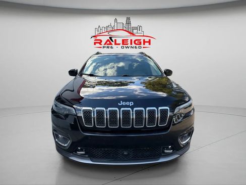 Used 2022 Jeep Cherokee Limited w/ Elite Package image 5