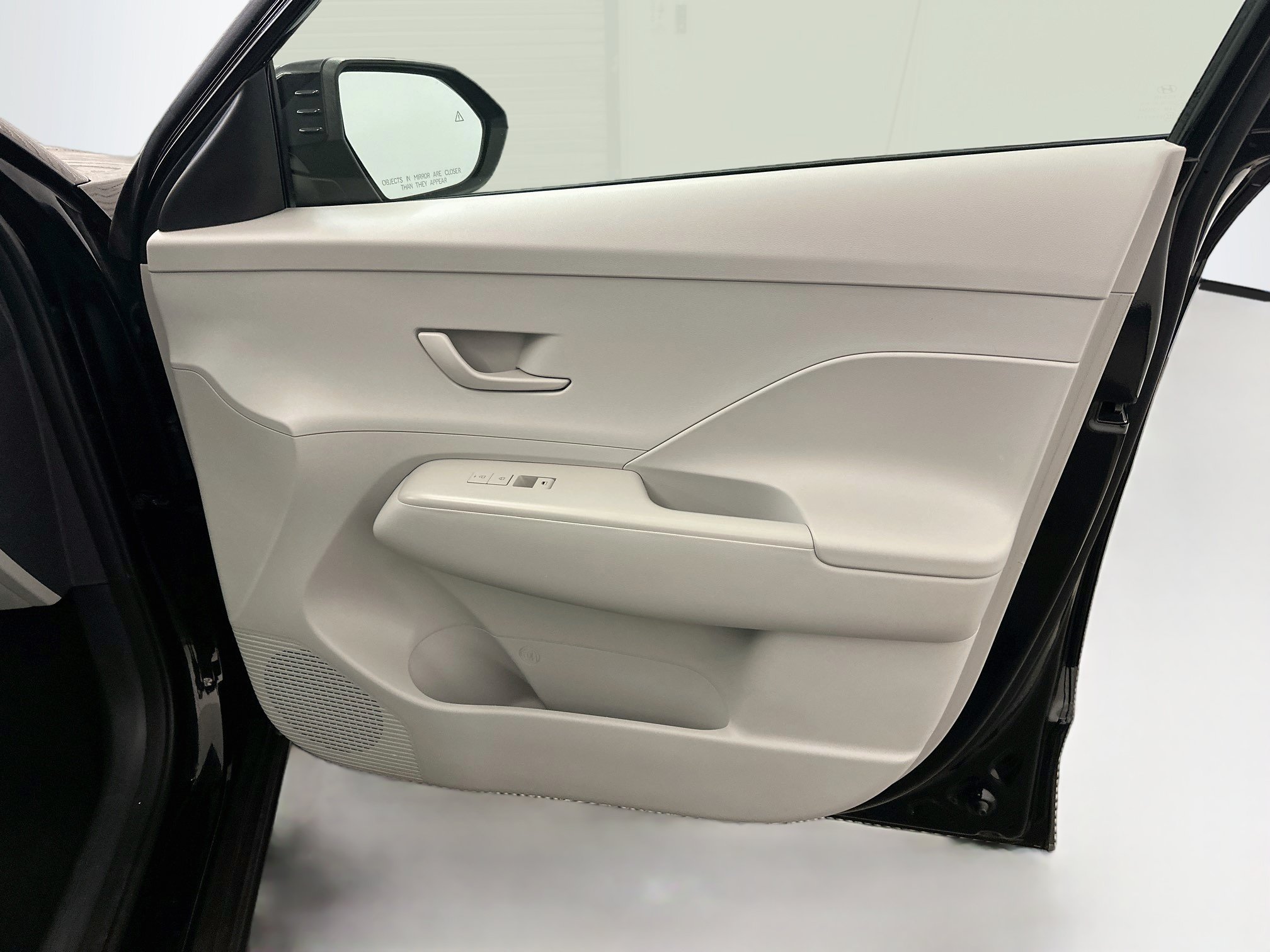 Used 2024 Hyundai Kona SEL AWD/4WD image 33