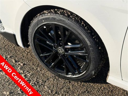 Used 2025 Toyota Camry LE image 10