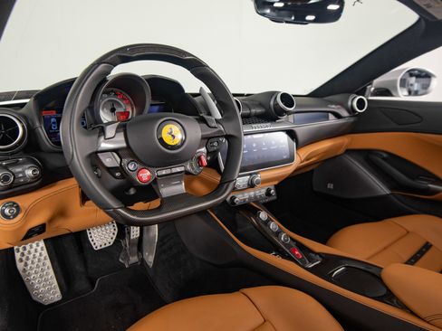 Certified 2023 Ferrari Portofino M RWD image 20
