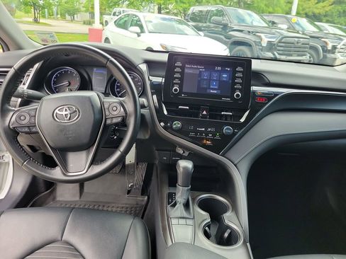 Used 2023 Toyota Camry SE FWD image 21