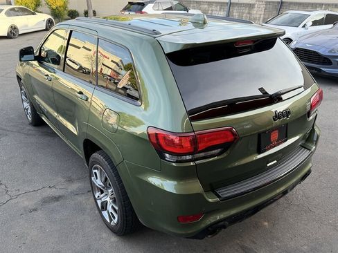 Used 2020 Jeep Grand Cherokee SRT AWD/4WD image 13