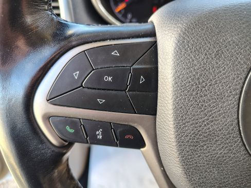 Certified 2020 Jeep Grand Cherokee Limited w/ Premium Lighting Group image 31