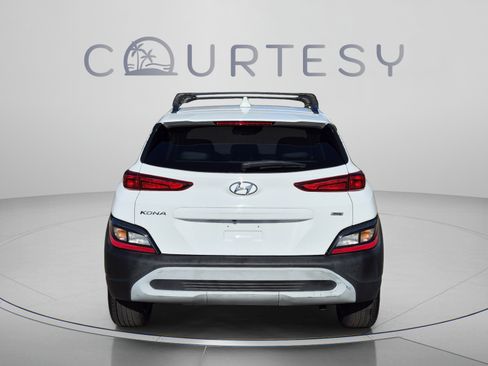 Certified 2023 Hyundai Kona SEL AWD/4WD image 4