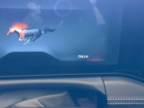 Used 2025 Ford Mustang GT Premium image 4