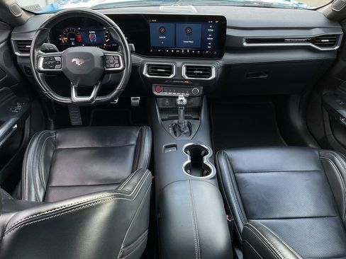 Used 2024 Ford Mustang Premium image 16