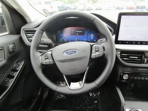 New 2024 Ford Escape SE w/ PHEV Premium Package image 24